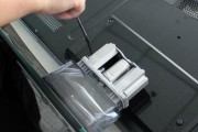 解决液晶显示器底座粘人问题（快速清洁底座）