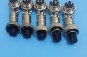 车载胶木充电器的正确使用方法是什么？