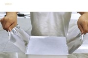热水器生胶布的清洗方法是什么？