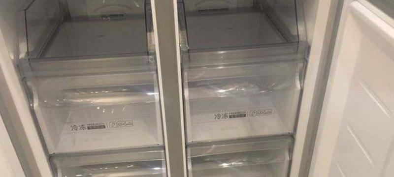去除冰箱后的水珠的几种方法（解决冰箱后水珠问题的实用办法）
