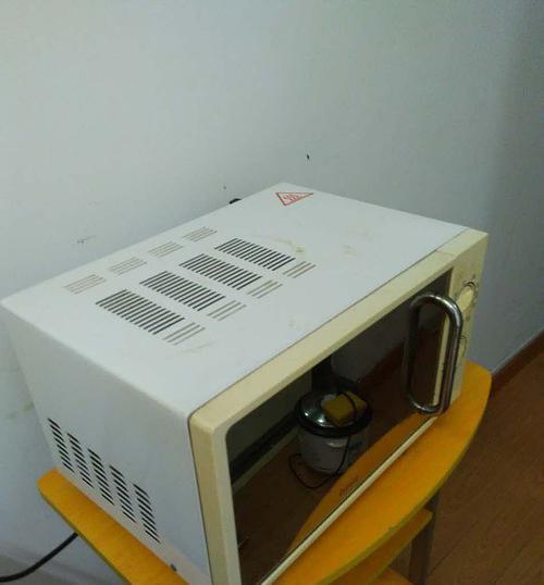 电冰箱不制冷饮水机，如何应对（解决方法和维修技巧）