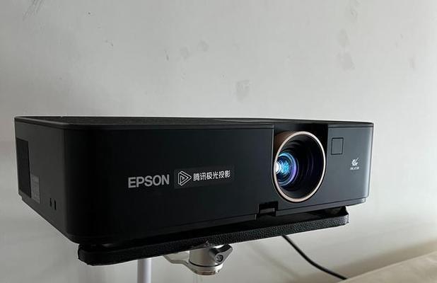 投影仪芯片的修复方法与技巧（解决常见问题）