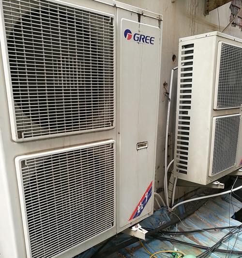 电脑中央空调漏水解决方法（防止电脑中央空调漏水的技巧与应对措施）