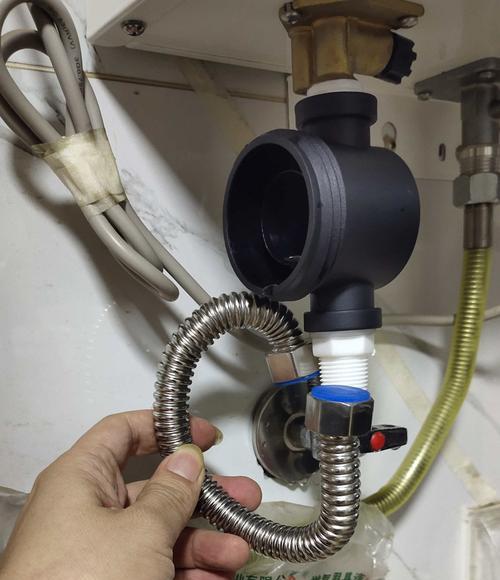 热水器燃气水垢清洗方法（保持热水器长久使用的关键）