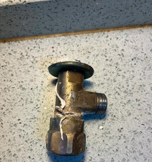 热水器转换阀门损坏了怎么修理？有哪些维修技巧？