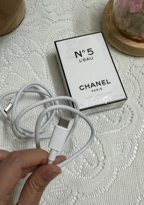 手机无线快充电器插头如何使用？需要注意什么？