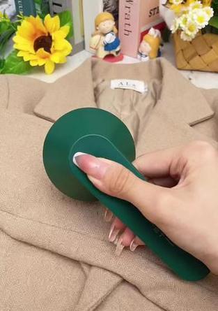 气球修剪器充电器使用方法是什么？