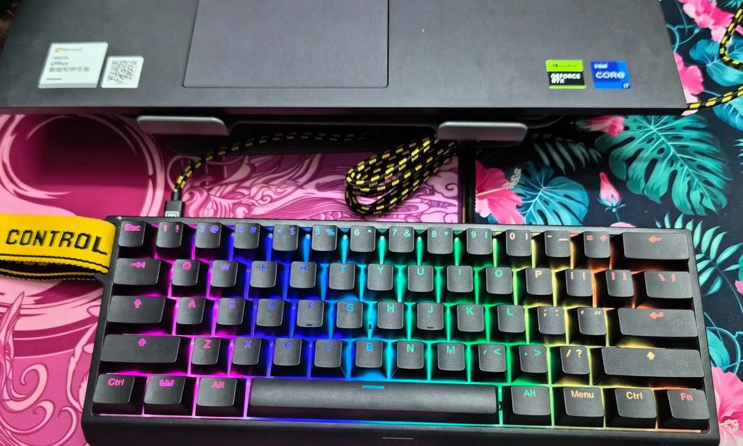 为何选择蝰蛇键盘？哪个品牌更受欢迎？