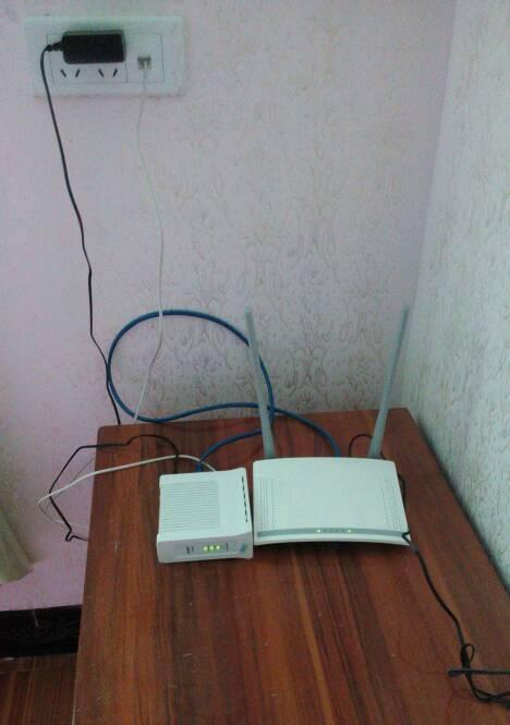 楼道中路由器的最佳挂放位置是什么？如何安装？