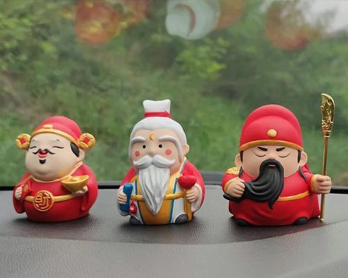 汽车佛爷摆件的寓意是什么？