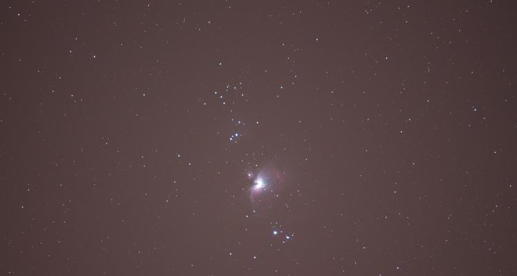 星云数码相机的性能特点是什么？用户评价如何？