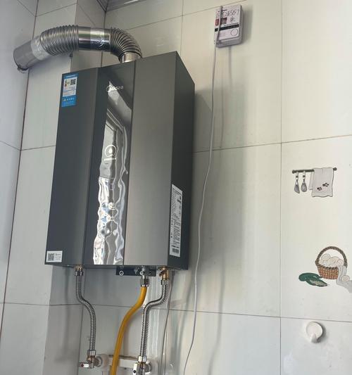 阳光热水器清洗方法（有效清洗阳光热水器的步骤与技巧）