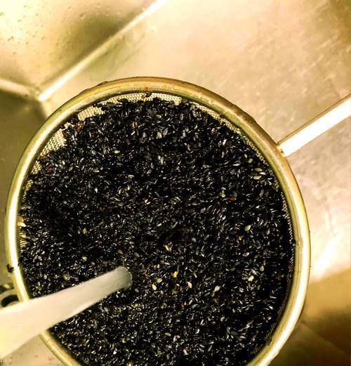 怎样合理利用破壁机剩余的芝麻酱？（创意菜谱助您变废为宝）
