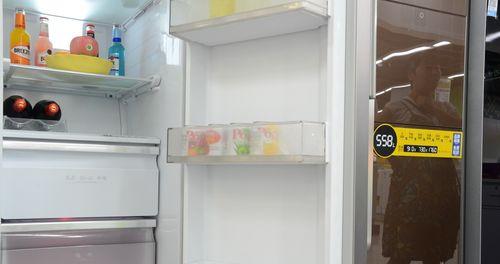 以惠而浦冰箱保鲜室有水问题解决方法（解决惠而浦冰箱保鲜室积水问题的有效措施）