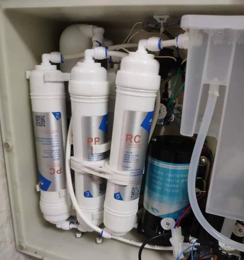 解密净水器水泵水量小的原因及解决方法（深入探究净水器水泵水量小的问题）