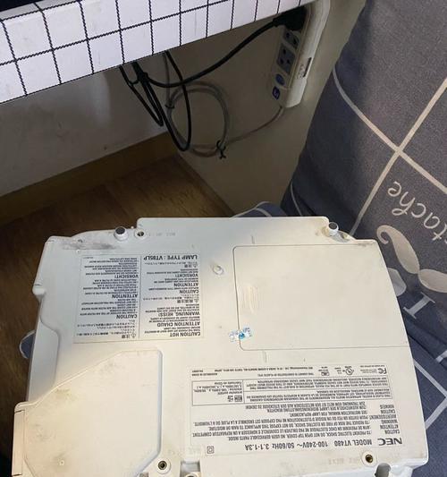 投影仪收不回去的原因及解决方法（探究投影仪无法回收的可能原因及解决办法）