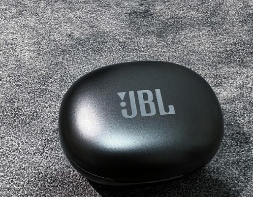 音乐节上常见的耳机品牌有哪些？这些品牌耳机有何特点？