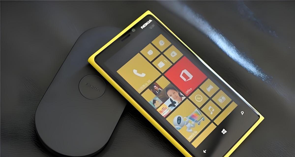 Lumia 925还能刷入Win10红石系统？古董手机重生指南