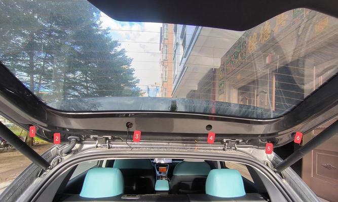 车辆后车窗摄像头是什么？后车窗摄像头的作用是什么？